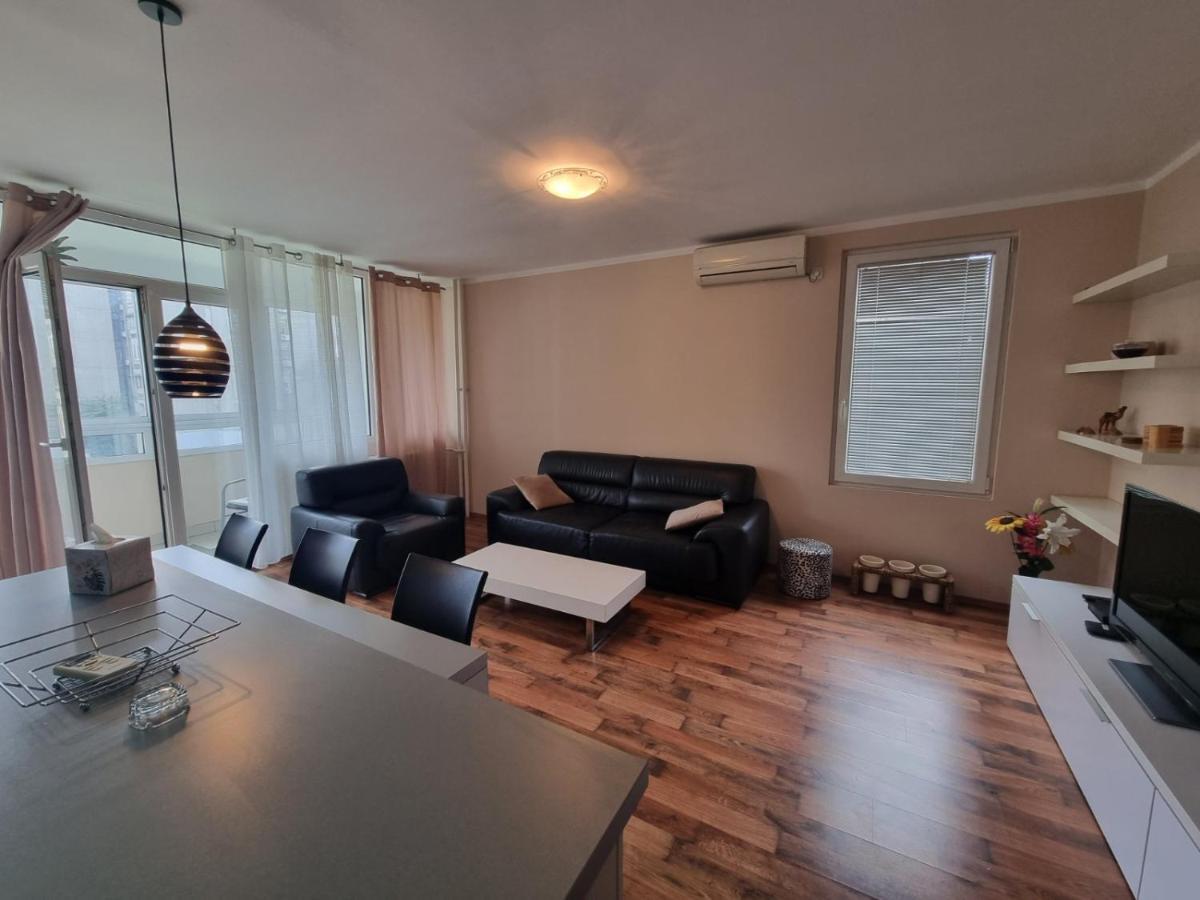 Hawaii- 2 Bdr, Arena, Sava Centar, Free Parking Daire Belgrad Dış mekan fotoğraf