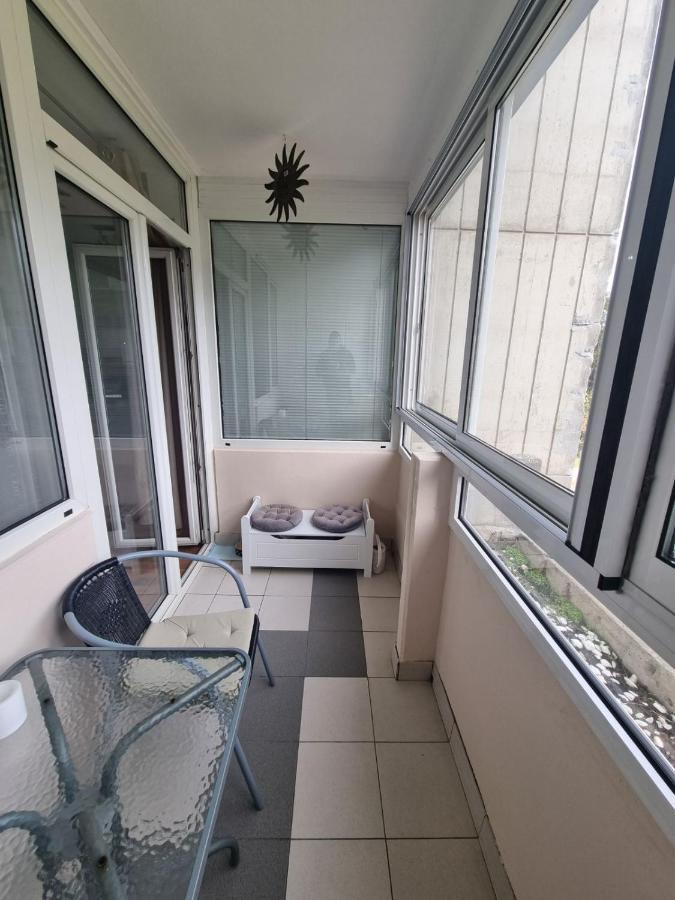 Hawaii- 2 Bdr, Arena, Sava Centar, Free Parking Daire Belgrad Dış mekan fotoğraf