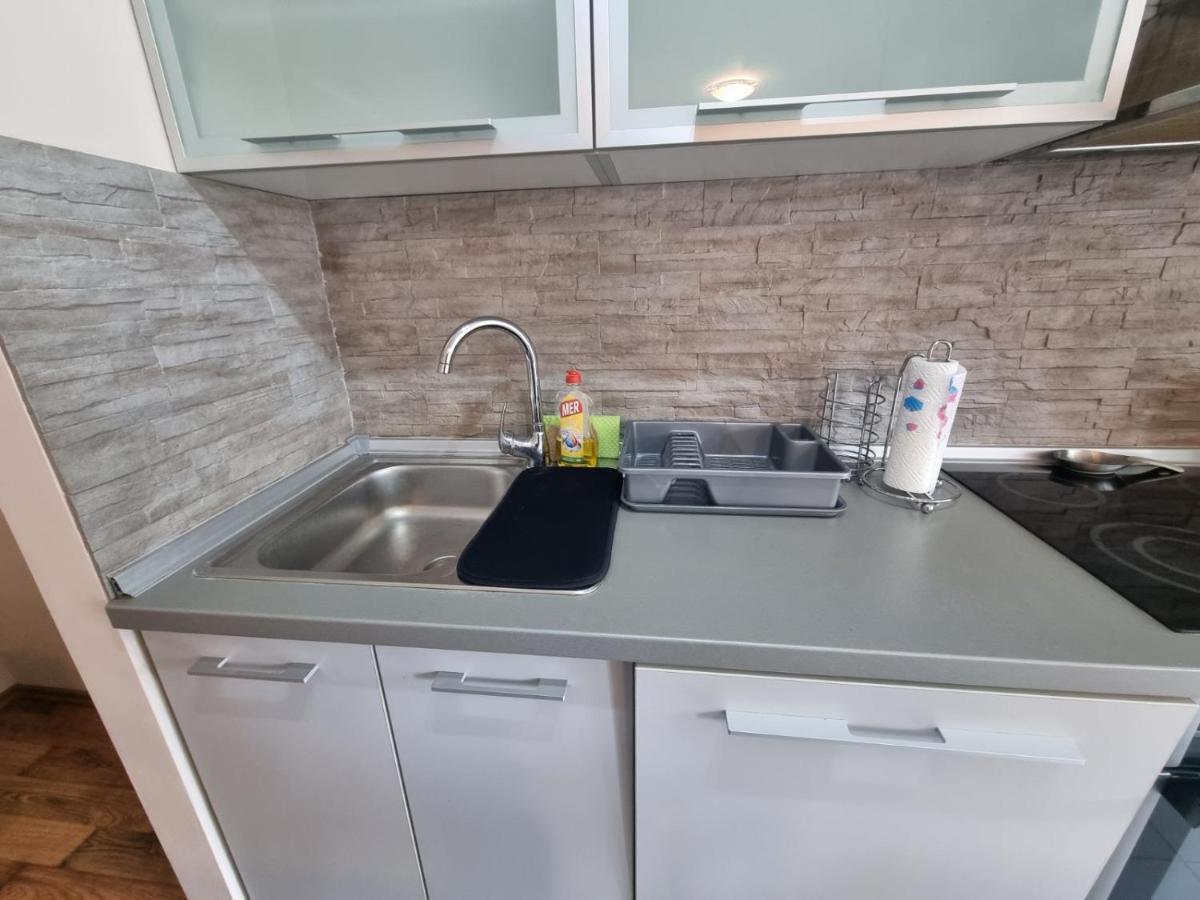 Hawaii- 2 Bdr, Arena, Sava Centar, Free Parking Daire Belgrad Dış mekan fotoğraf