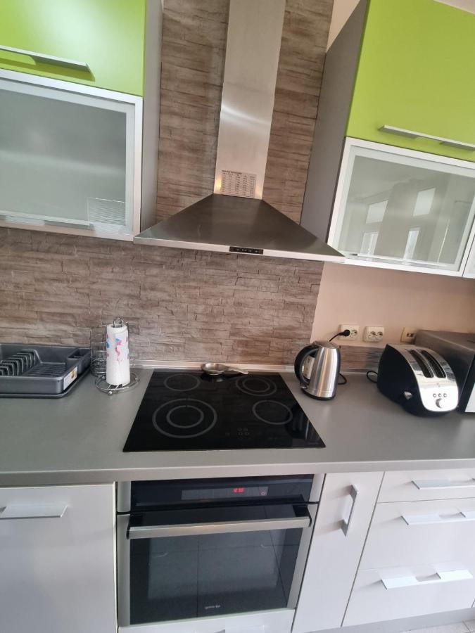 Hawaii- 2 Bdr, Arena, Sava Centar, Free Parking Daire Belgrad Dış mekan fotoğraf